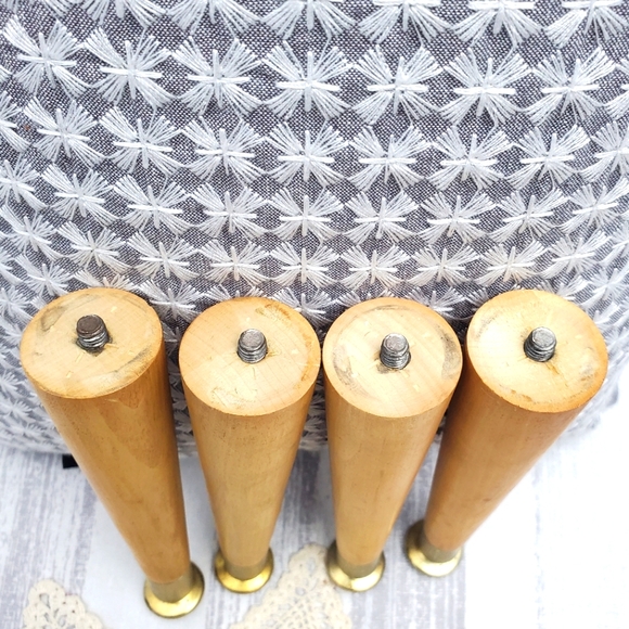 Hardwood Round Tapered Chair Table Stool Leg Set of 4 - Picture 5 of 13